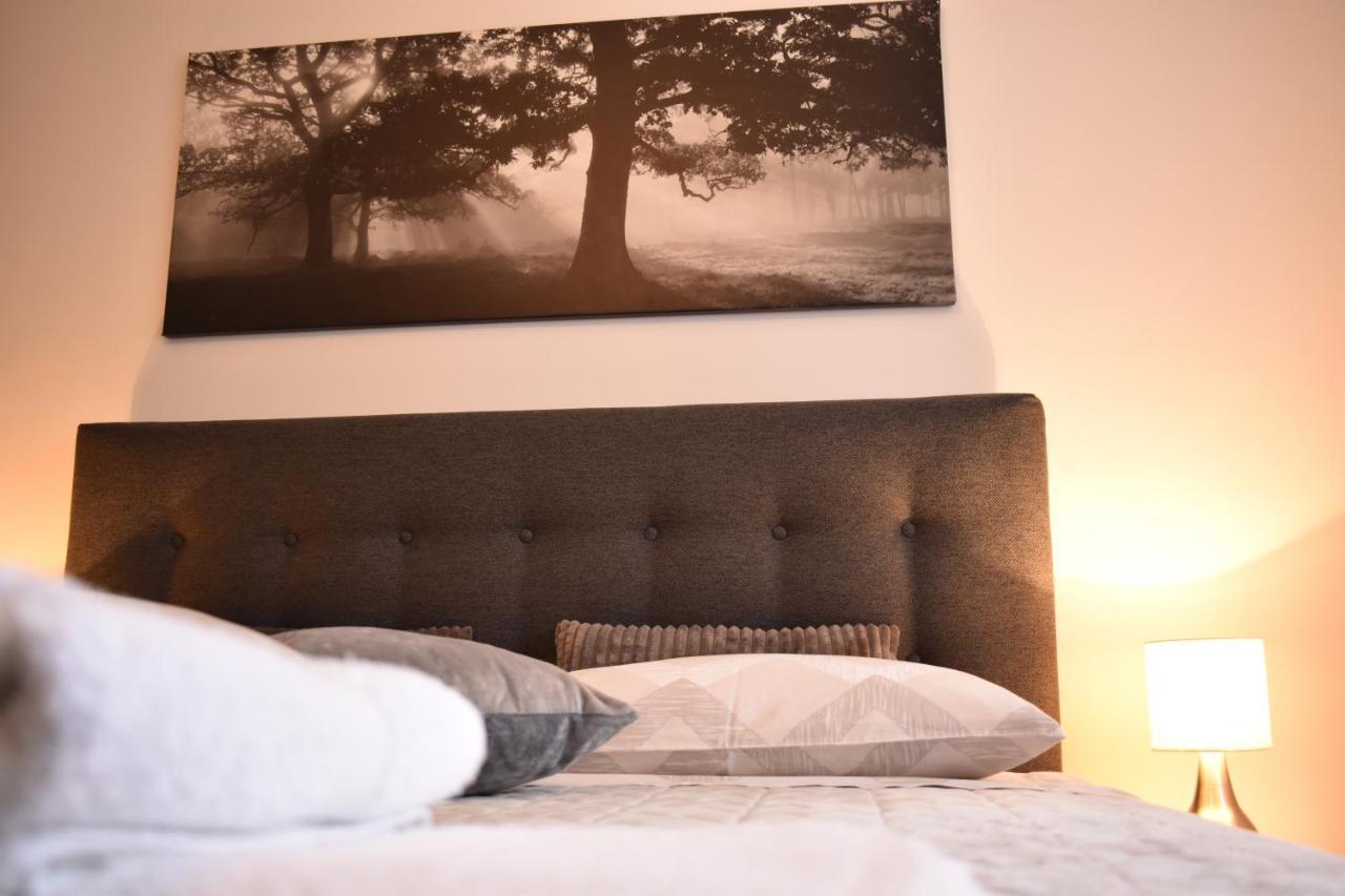 Apartment Tasha'S Home Опатия Екстериор снимка