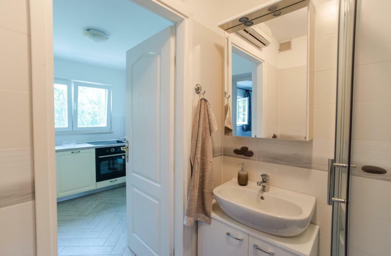 Apartment Tasha'S Home Опатия Екстериор снимка